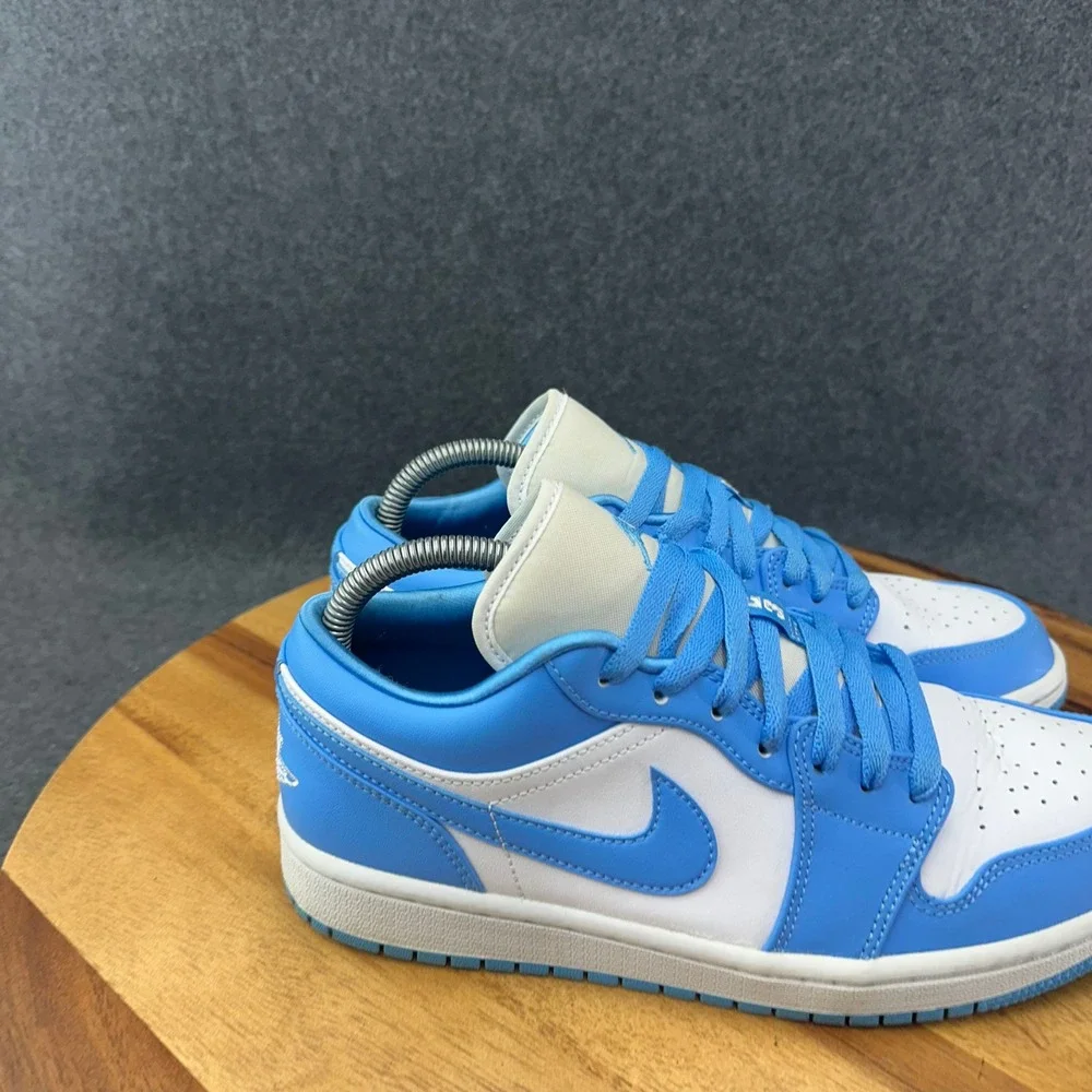 Nike Air Jordan 1 Low UNC University Blue Sneakers AO9944-441 Women's Size 9